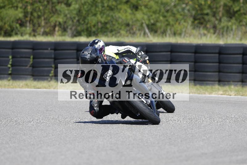 /Archiv-2025/48 25.08.2025 Cornu Master School ADR/gruen-vert/88